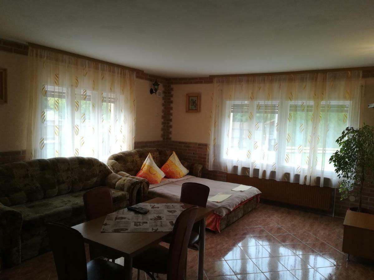 Pensiunea Colt Alb Băile Homorod Dış mekan fotoğraf